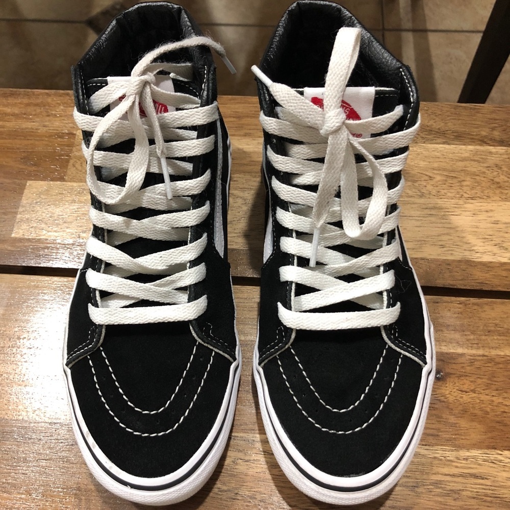VANS Classic Sk8 hi size 5.5 women